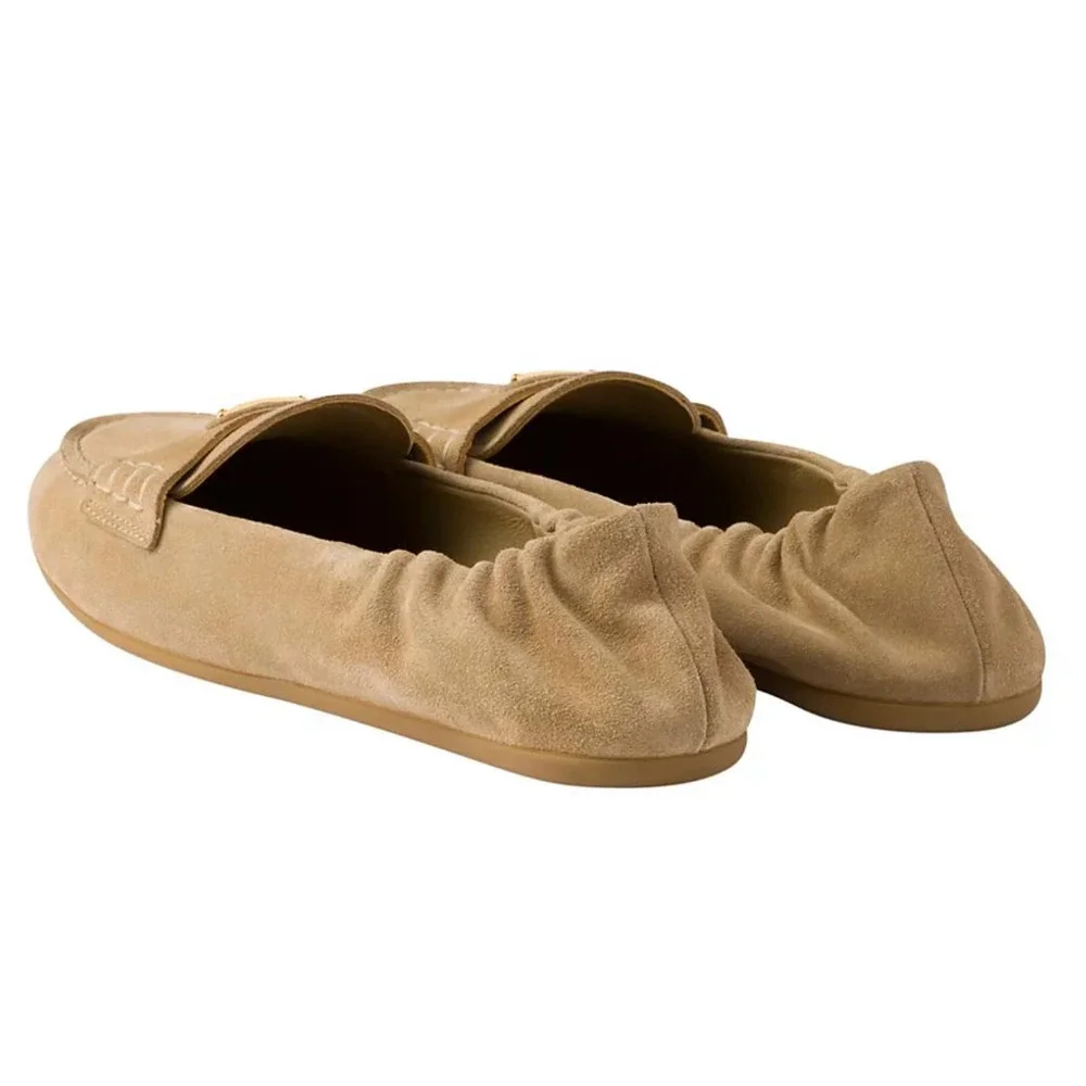 Prada Ecru Beige Suede Logo Scrunch Loafer Ballerina Ballet Moccasin Flat 38 - Picture 15 of 16